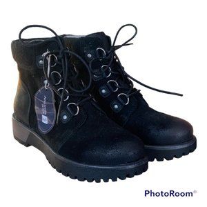 NWT White Mountain Black Genuine Leather Lace Up Hiking Boots with Cuff